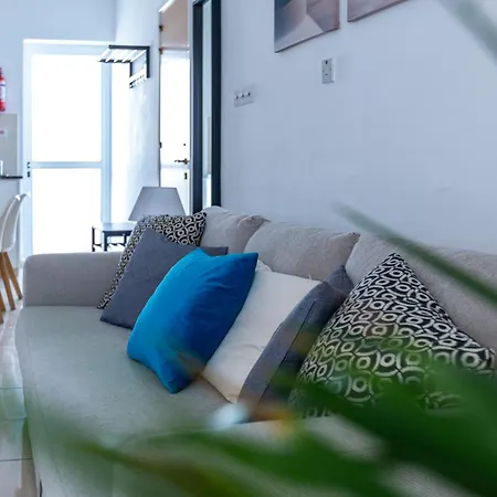 Appartement Just Renovated Beautiful 2 Bed Apartment In Paphos 5 Min Drive To The Beach