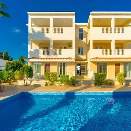 Appartement Just Renovated Beautiful 2 Bed Apartment In Paphos 5 Min Drive To The Beach *