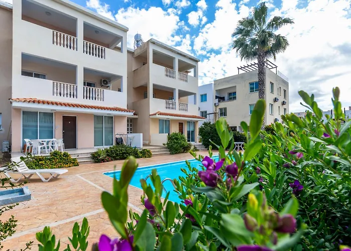 Apartmán Just Renovated Beautiful 2 Bed In 5 Min Drive To The *